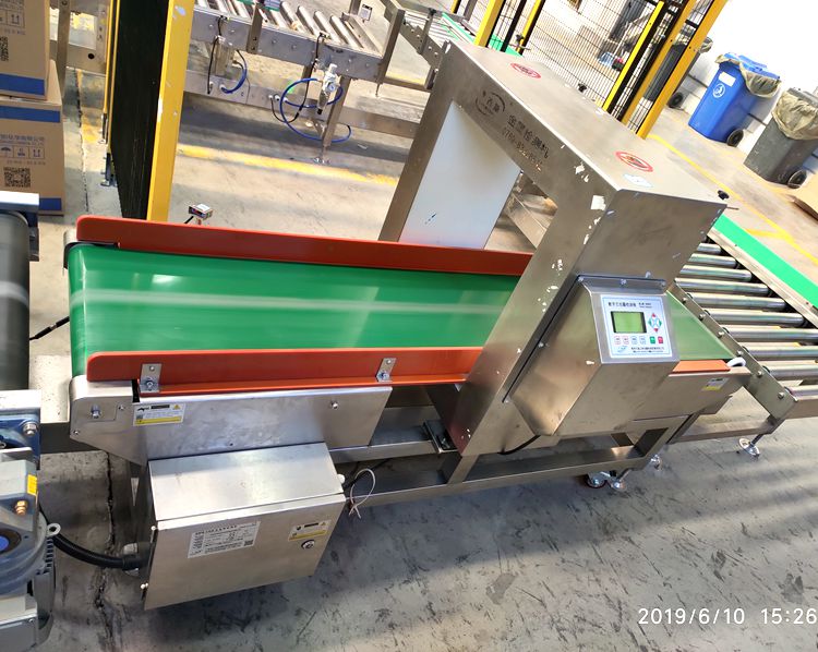 1561602292634163.jpg 德萊克富樂(lè)南京工廠整箱金檢機(jī).jpg